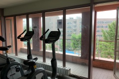 The gym rooms all have balconies. Convenient for when you need privacy for talking on the phone.